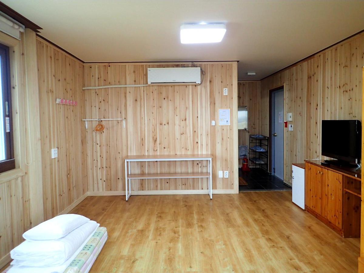 Galeum Guesthouse مدينة سيوجويبو المظهر الخارجي الصورة